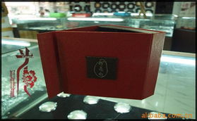 凱里市好花紅工藝品銷(xiāo)售 民族藝術(shù)的市場(chǎng)新篇章